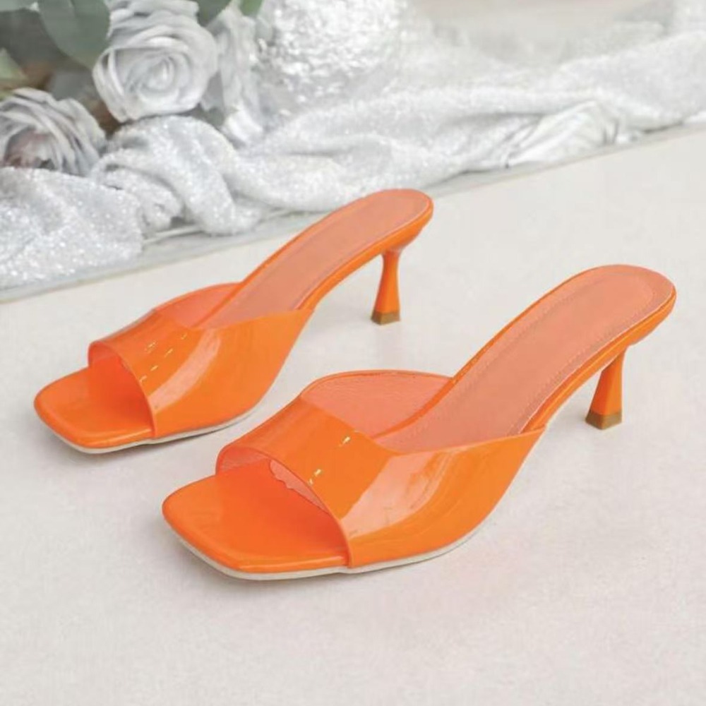 Modne klapki z odkrytymi palca – Kitten Heel Women recenzja i cena